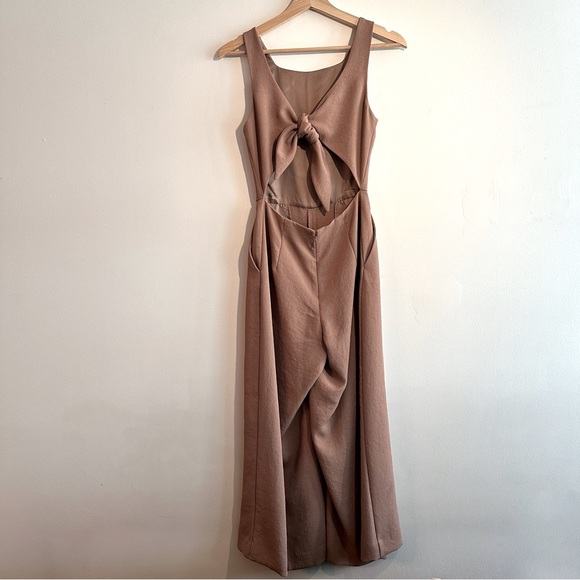 Aritzia Écoulement Jumpsuit in Nutmeg by Wilfred - Picture 3 of 6